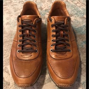 Men’s Magnanni leather sneakers